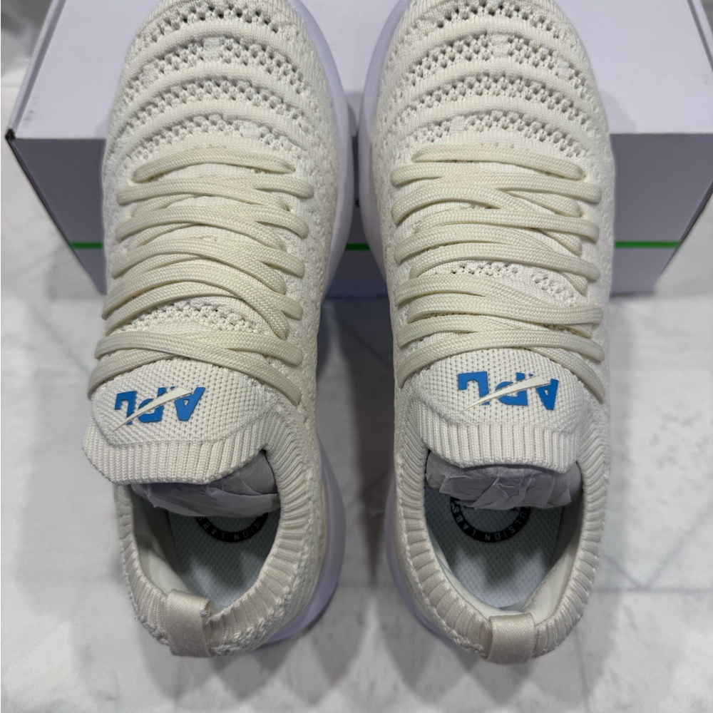 APL Women’s Techloom Weave Prestine Coastal Cream Athletic Shoes